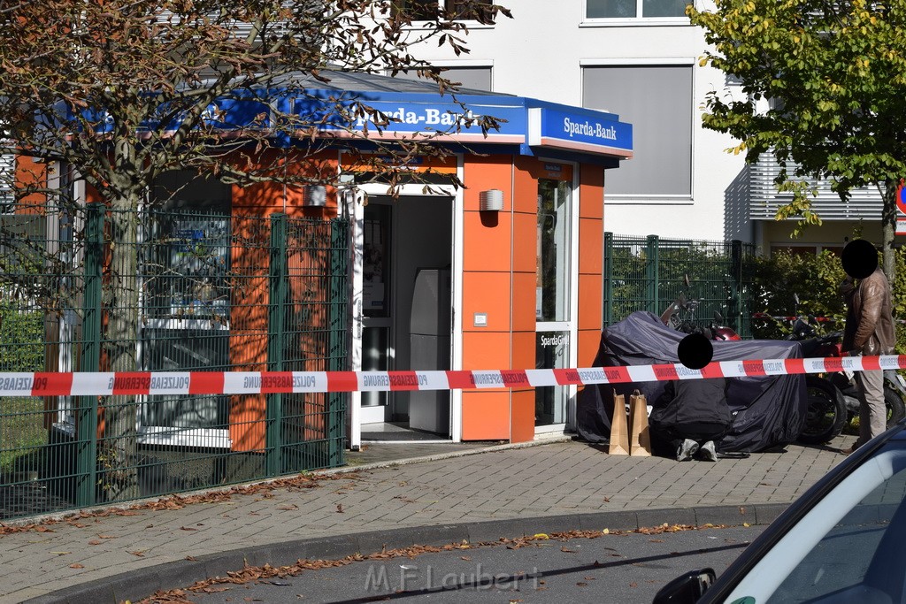 Versuchte Geldautomatensprengung Koeln Nippes Werkstattstr P079.JPG - Miklos Laubert